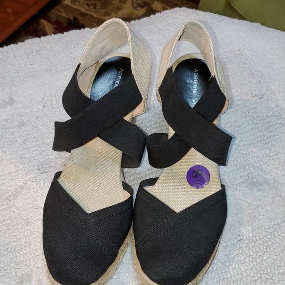 Espadrilles - Picture 3 of 4